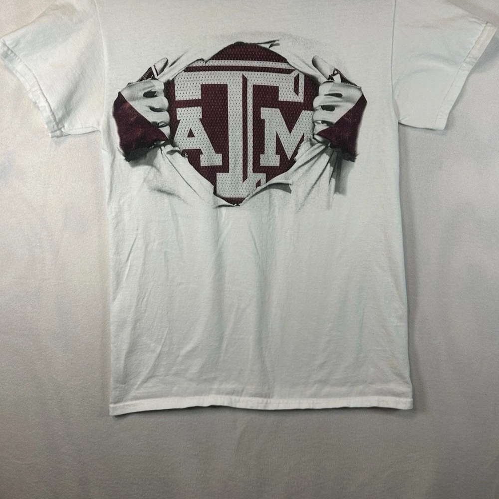 Texas A&M Aggies Football T-Shirt Size Small White Short Sleeve NCAA College